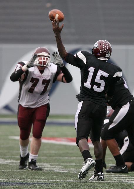 解说国安这场亚冠，真能给你气出好歹龙队从第一场平...